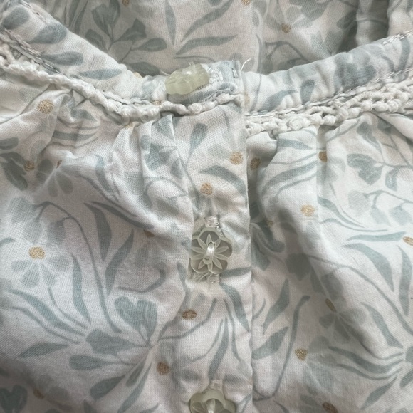 Shabby Chic Floral Ruffle Sleeve Bubble Romper Baby Girl 0-3 months - Picture 3 of 4